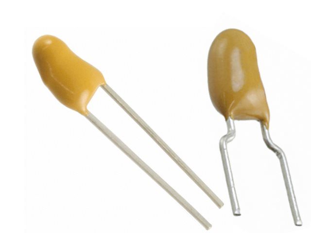 Condensateur Tantale 10uF 10V TCAP10UF10V