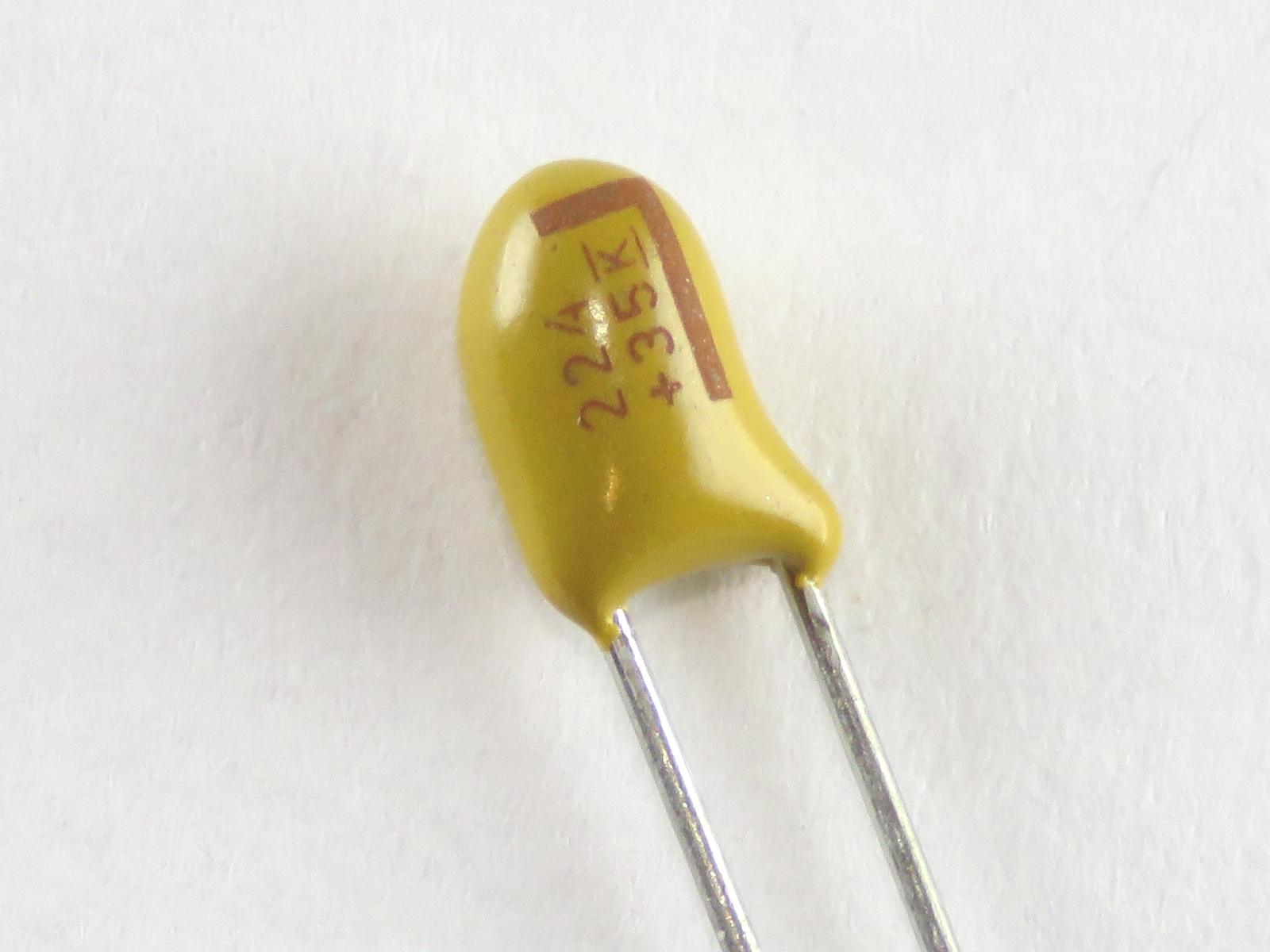 Condensateur Tantale 220nF 35V TCAP220NF35V