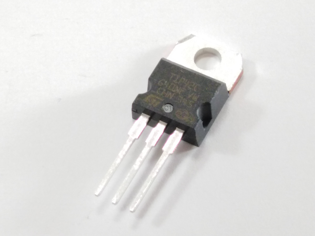 Transistor TIP42C