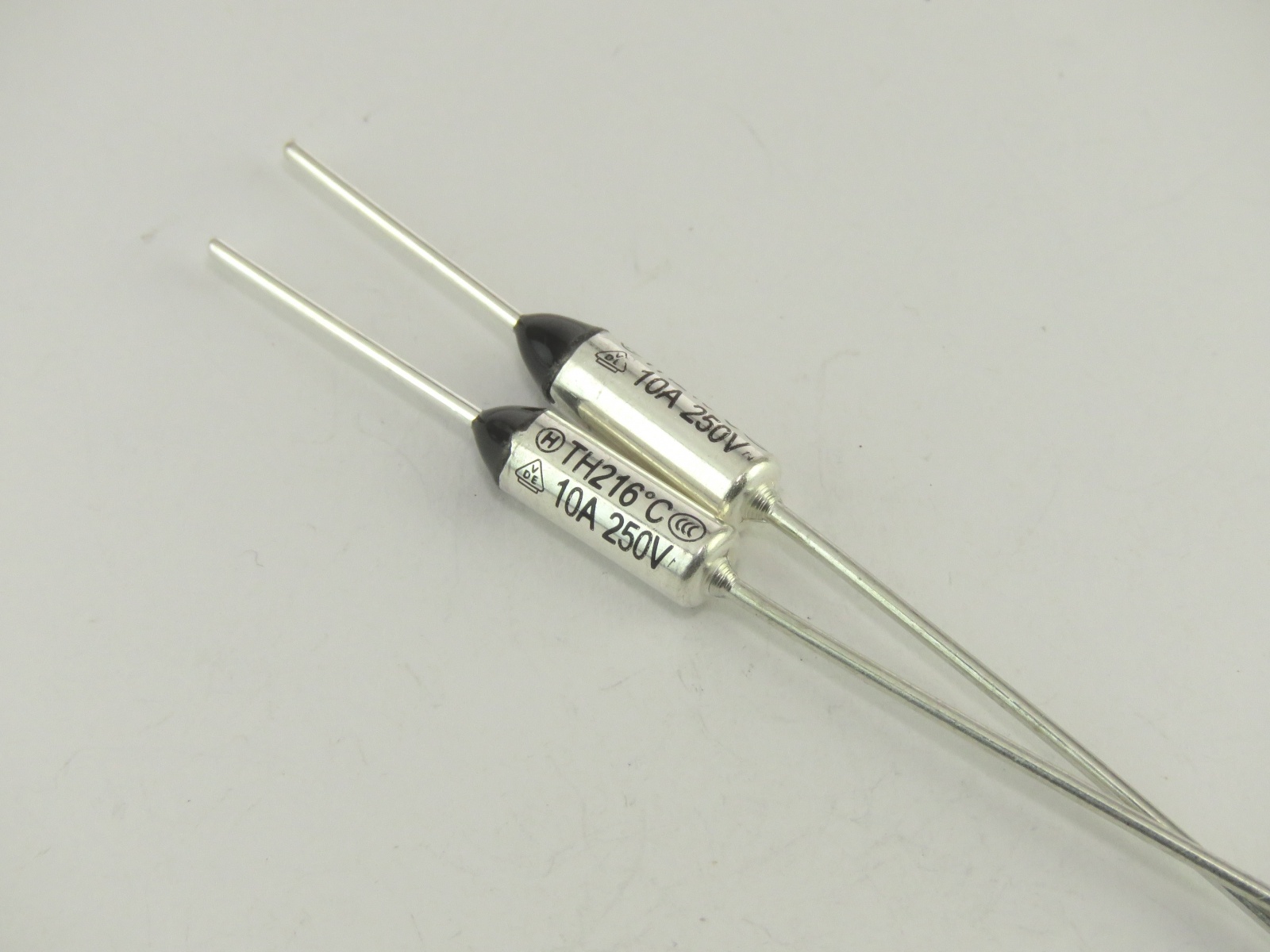 Fusible thermique 216 degrés TZ-D-216